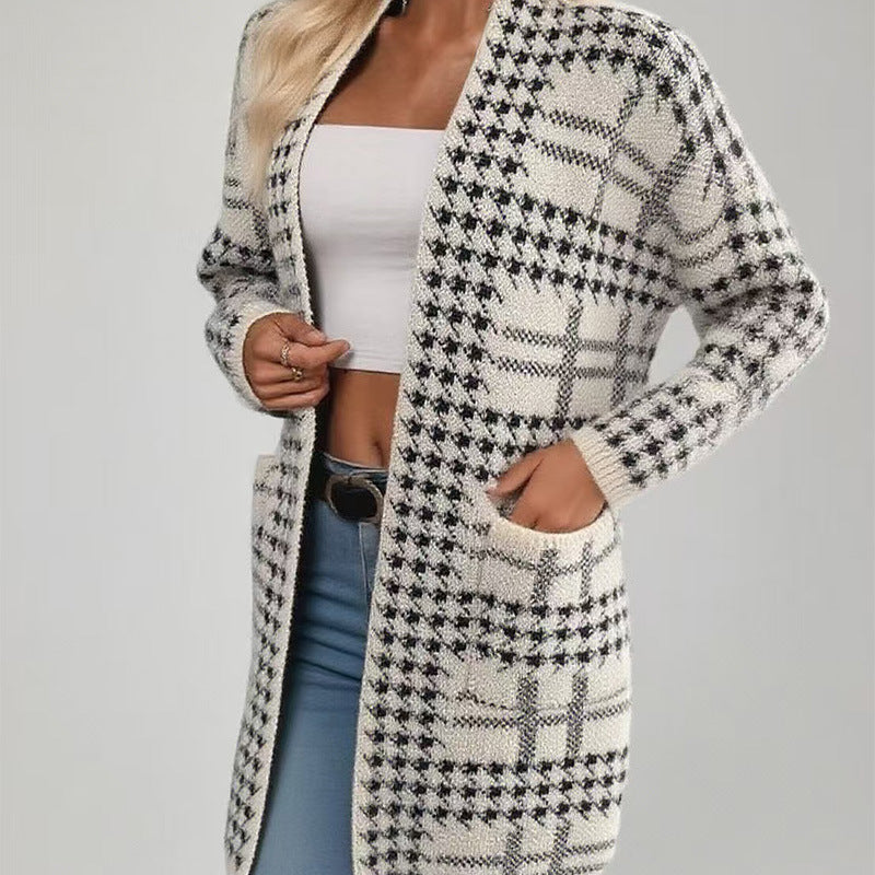 Elegant Houndstooth Cardigan – Kybele Autumn 2025