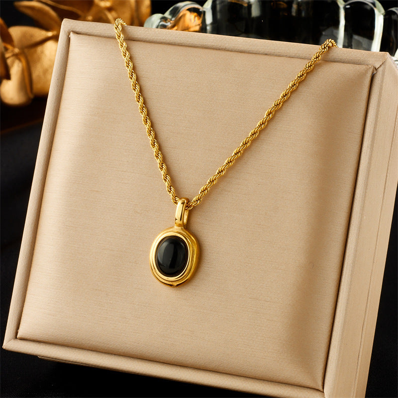 Black And White Gemstone Cold Style Necklace