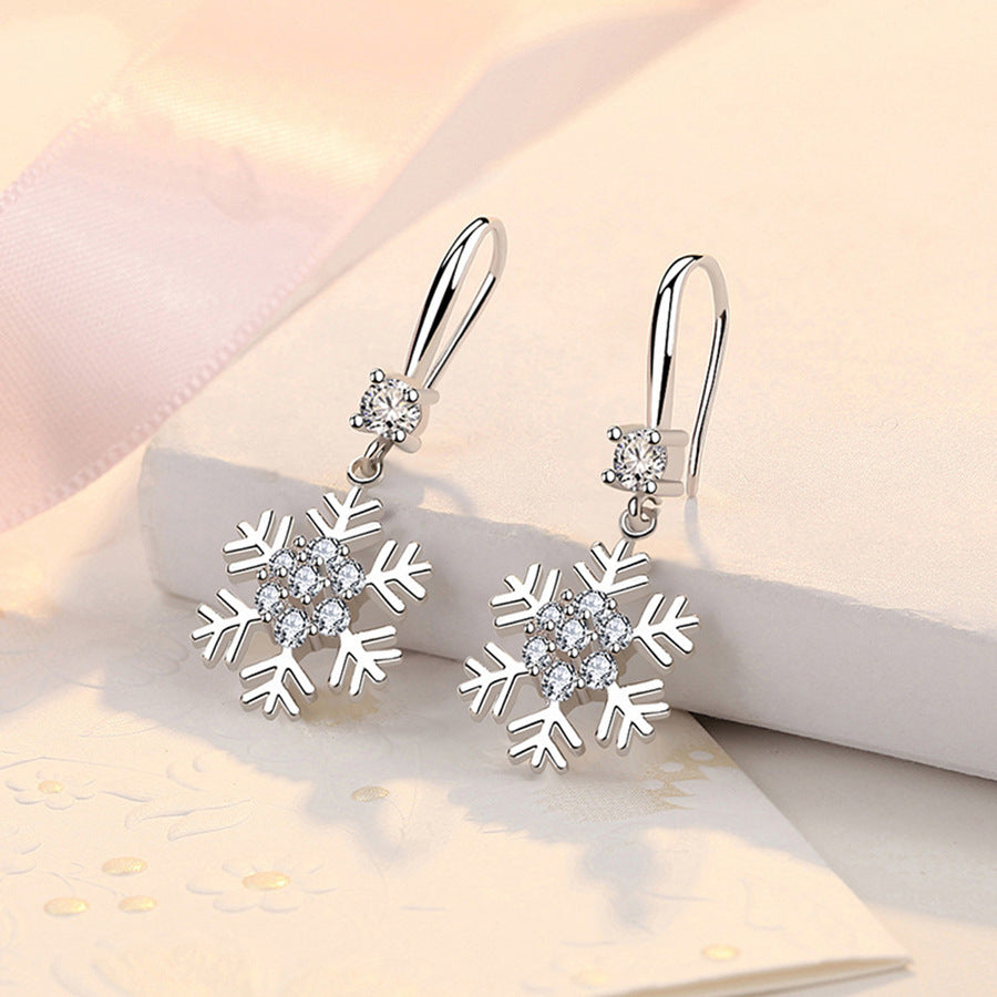 Snowflake Earrings With Rhinestones