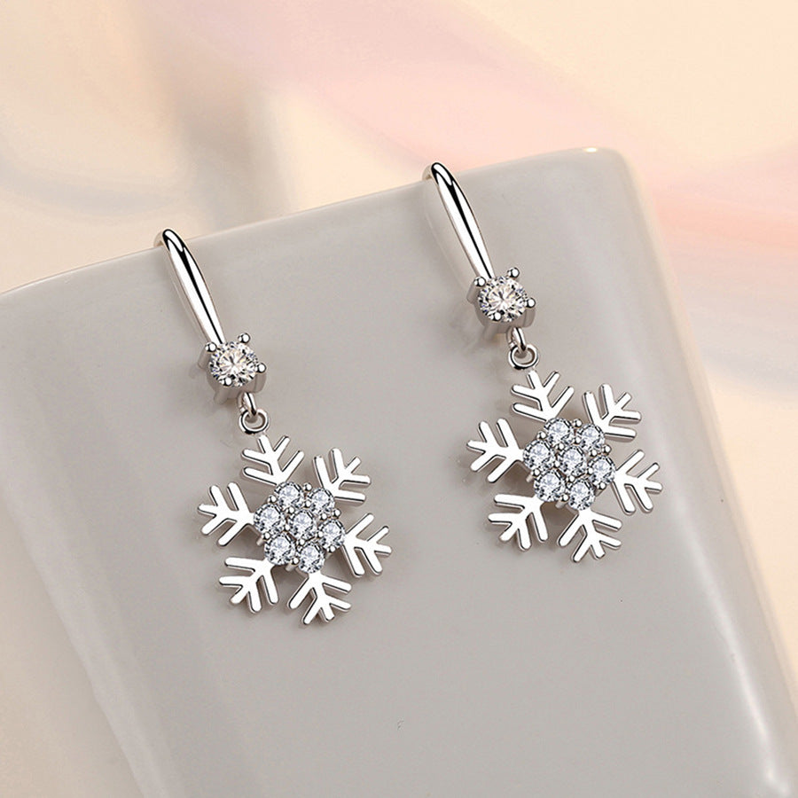 Snowflake Earrings With Rhinestones