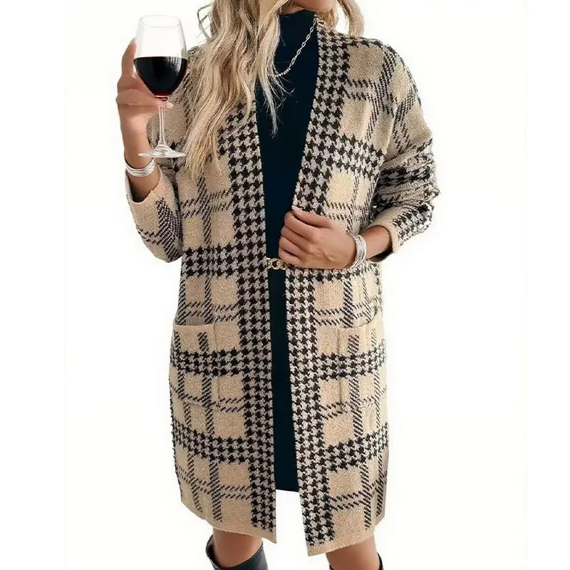 Elegant Houndstooth Cardigan – Kybele Autumn 2025